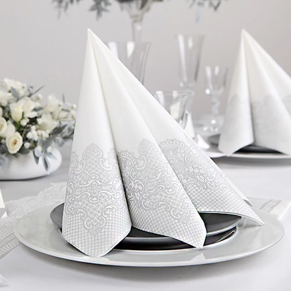 13814 obrusky 40x40 cm 50ks kralovska cipka strieborna