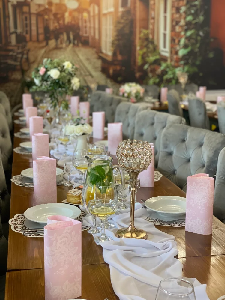 13979 obrusky airlaid 40x40 cm 50ks cipka ruzove