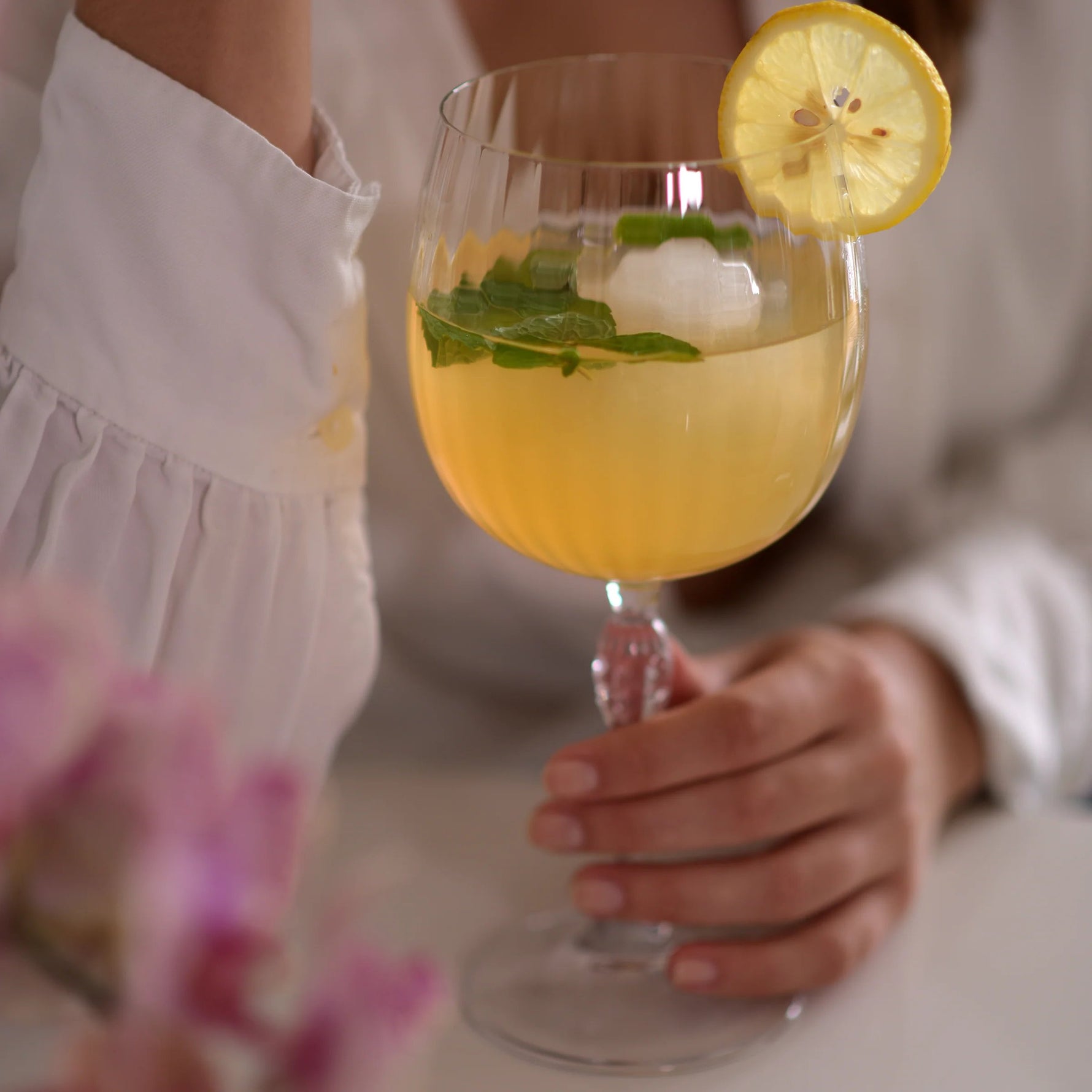 bormioli rocco america 20s 25.25oz gin tonic cocktail glasses 3 2400x