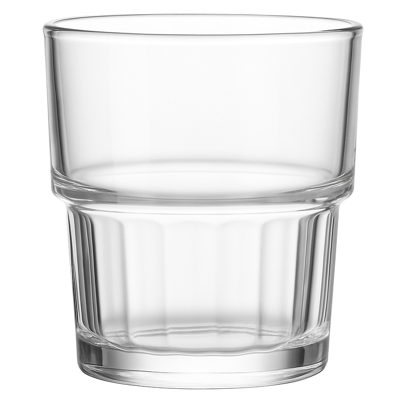 Priehľadný pohár s vertikálnymi pruhmi