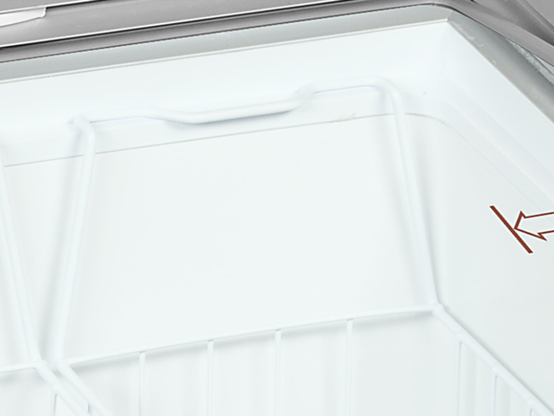 mraznicka_truhlicova_presklena_352_l_03