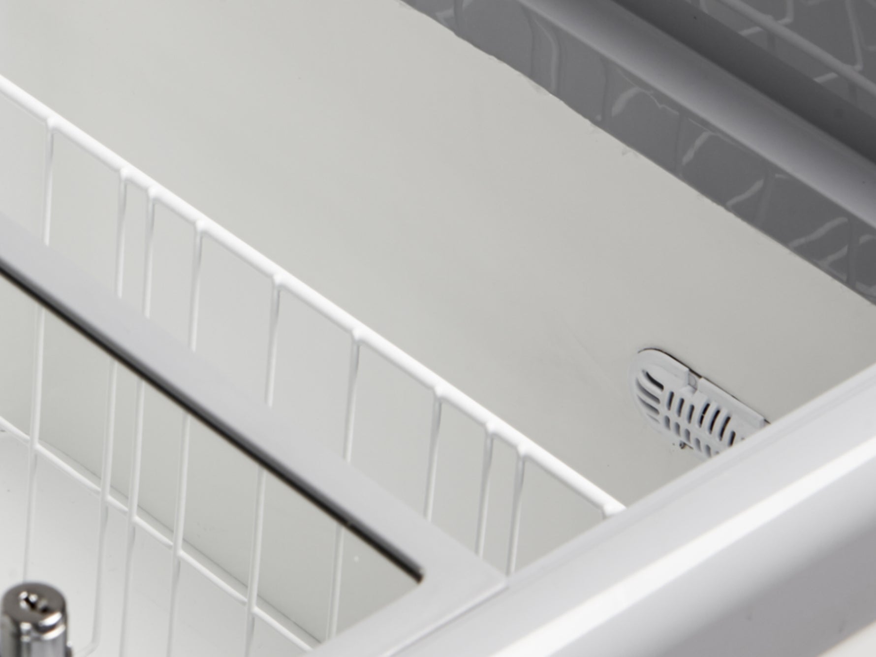 mraznicka_truhlicova_presklena_478_l_02