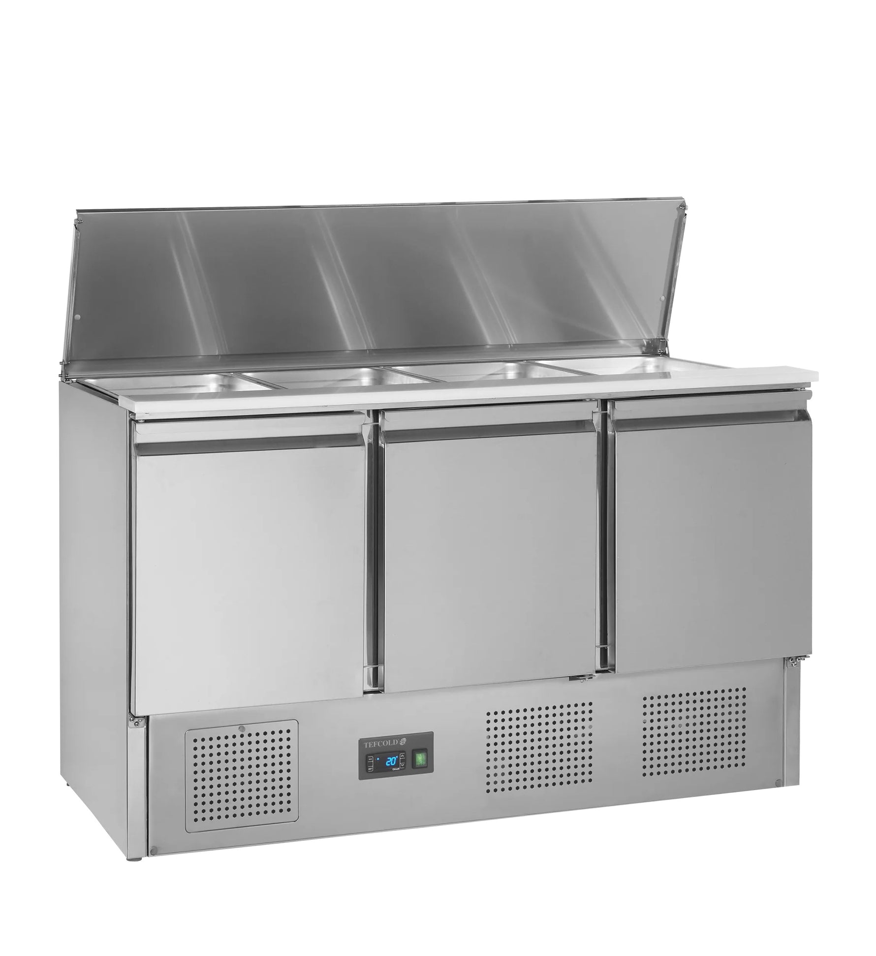 chladiaca_saladeta_trojdverova_136_5x70x87_7_cm_otvorena