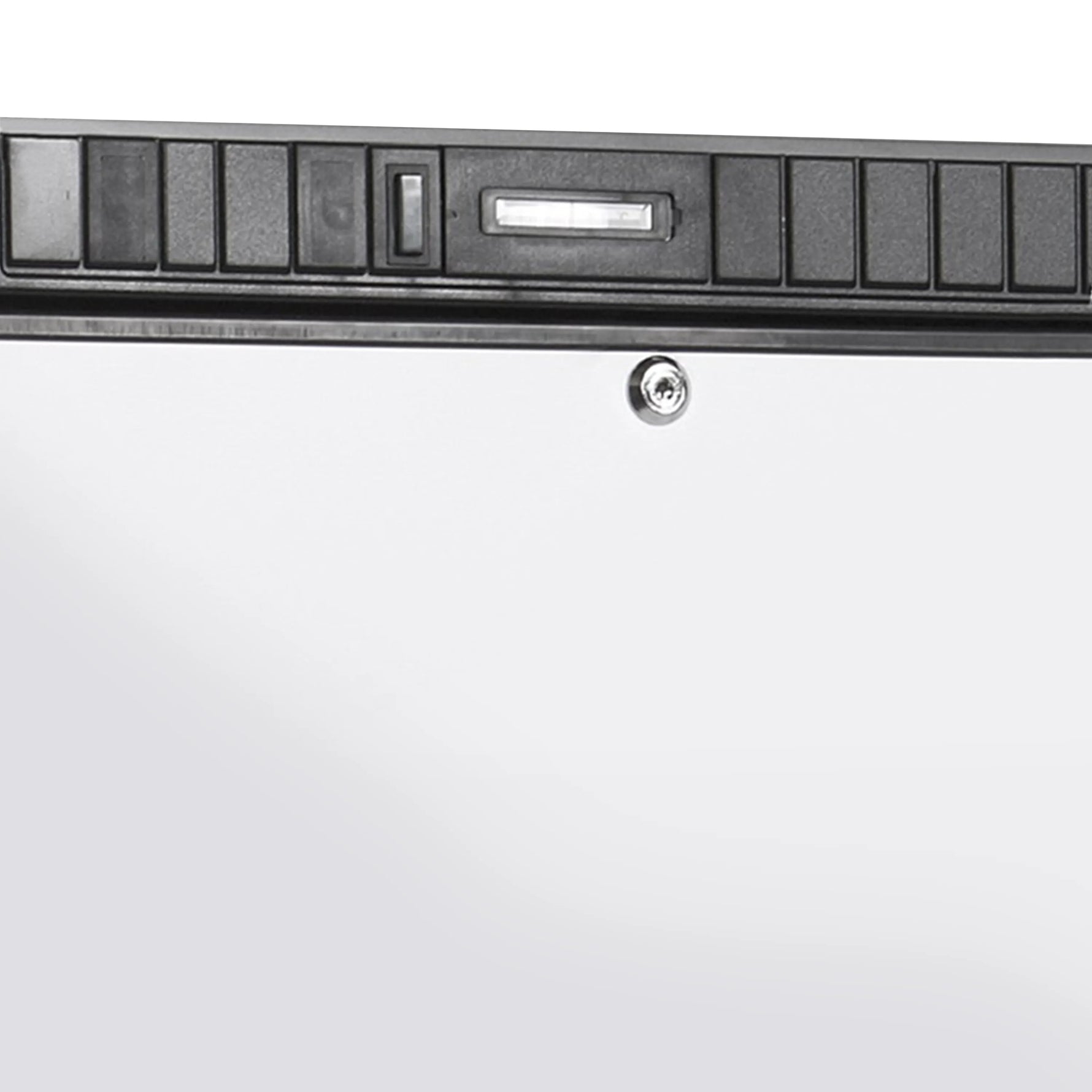 chladnicka_plna_biela_215_l