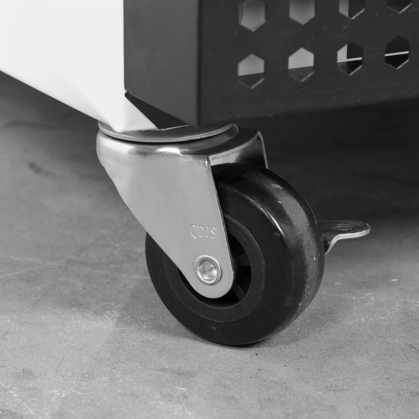 mraziaca_skrina_biela_641_l_kolieska