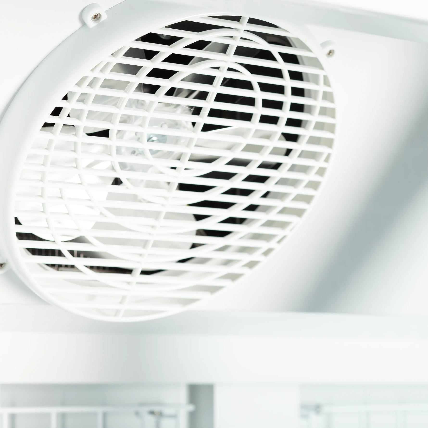 mraznicka_presklena_cierna_560_l_03