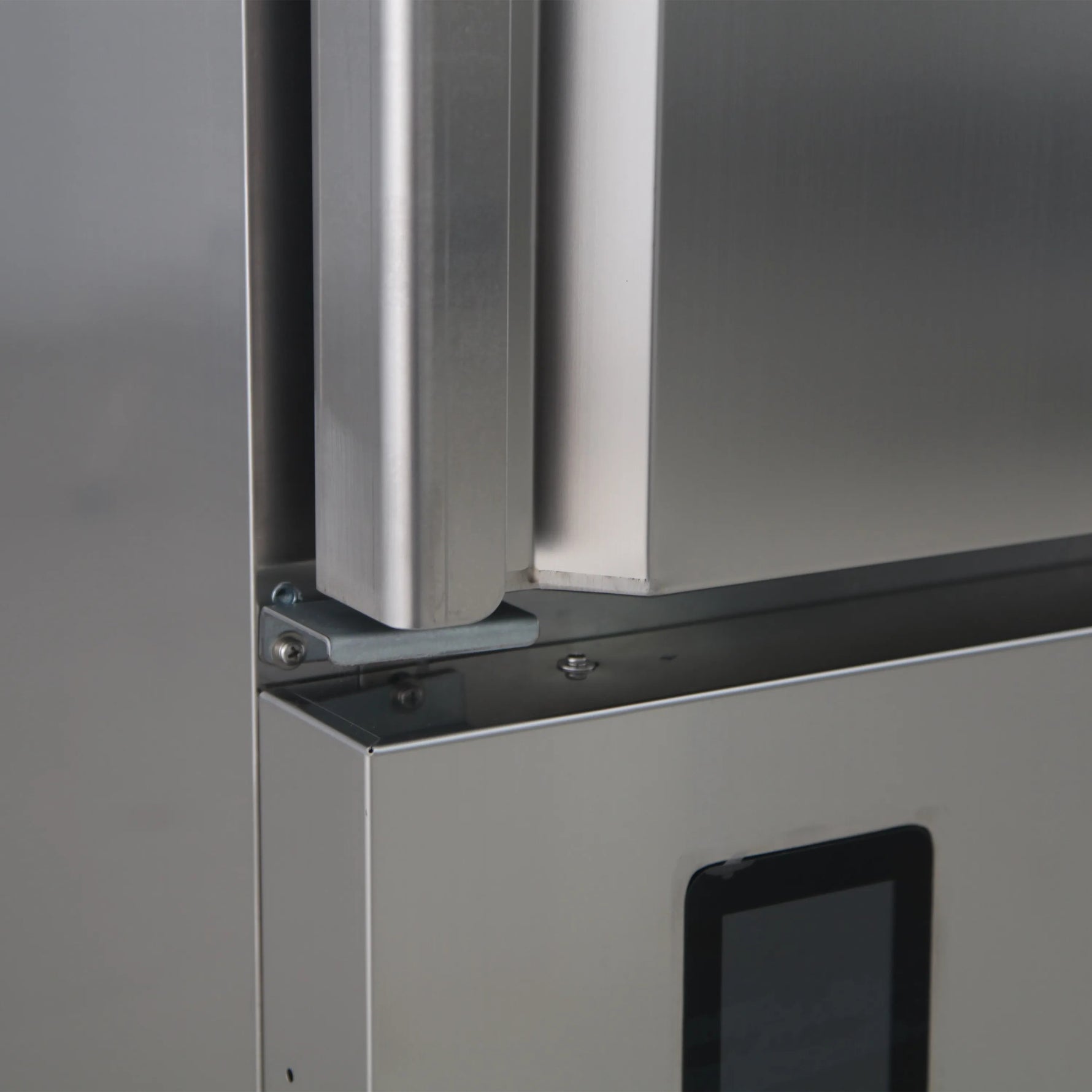 sokovy_schladzovac_zmrazovac_3_x_gn_1_1_detail